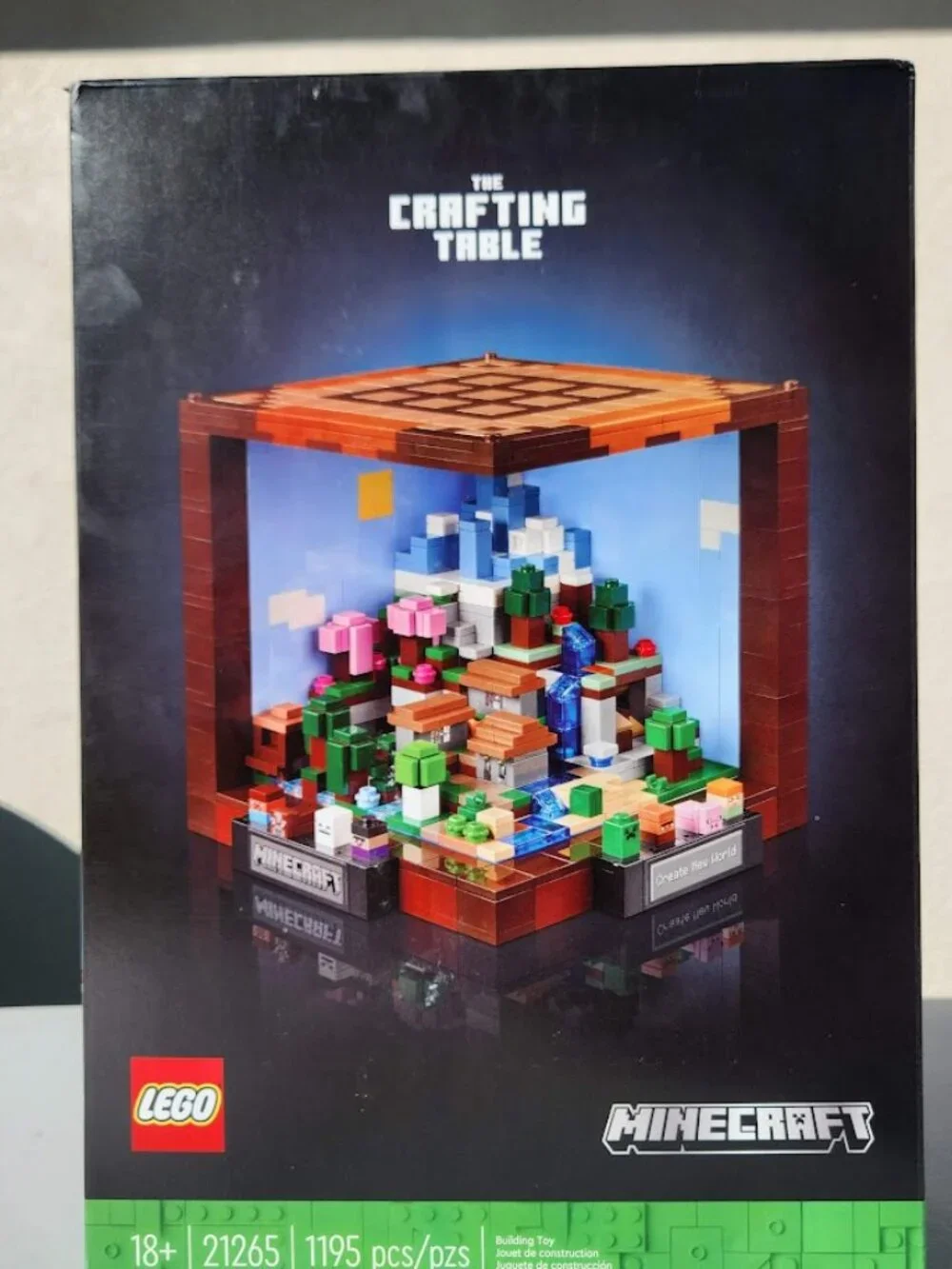 New LEGO Minecraft Crafting Table Toy Building Set 21265 Minecraft Figures, Mobs